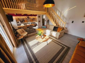 Luxury Loft Apartment Yiota
